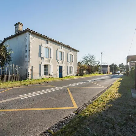 La Mouliere Family House Holiday home *