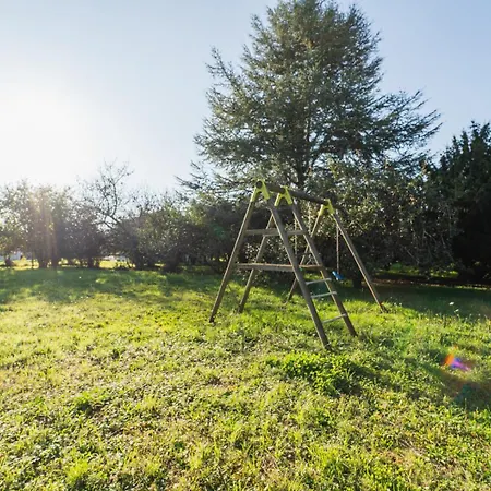 بيت ضيافة La Mouliere Family House Montamisé